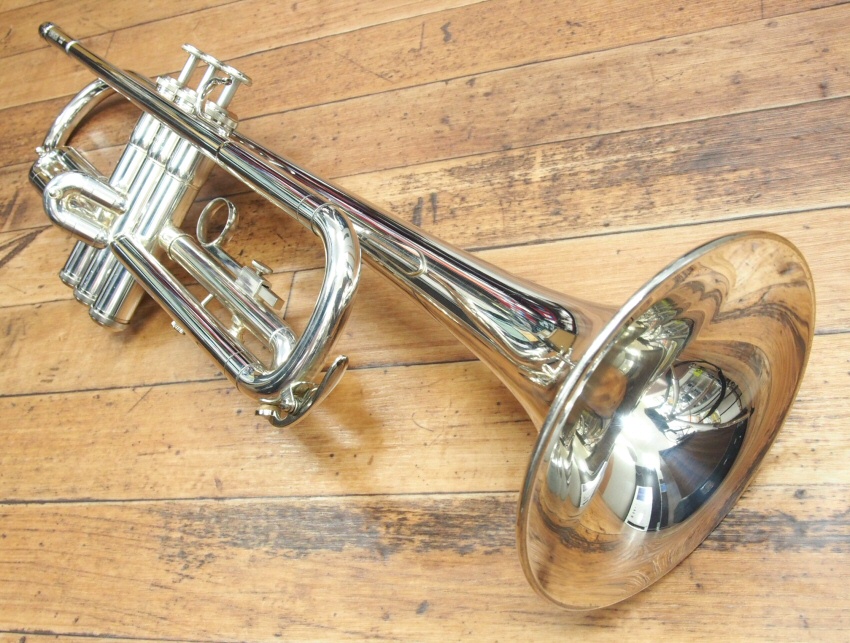 ヤマハ　トランペット　YTR-1320S YAMAHA YTR-1320S トランペット