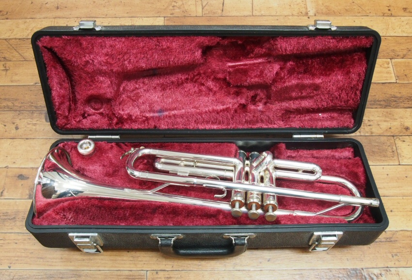 ヤマハ　トランペット　YTR-1320S YAMAHAヤマハのトランペットYTR-1320 美品 Amazon | YAMAHA / YTR-1320